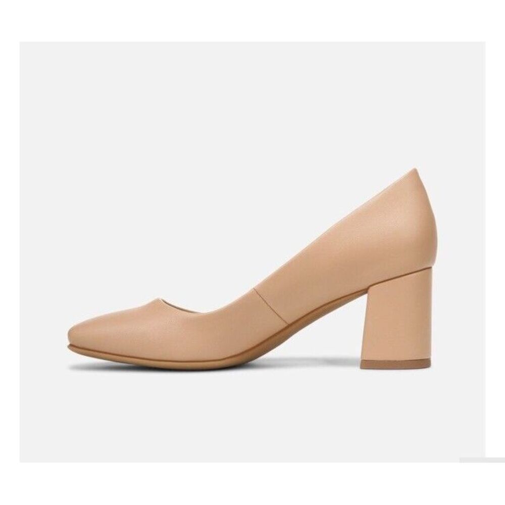 Naturalizer Tan Block Heel Pumps